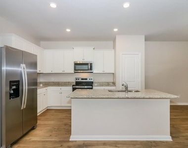 7619 Tipton Meadow Way - Photo Thumbnail 4