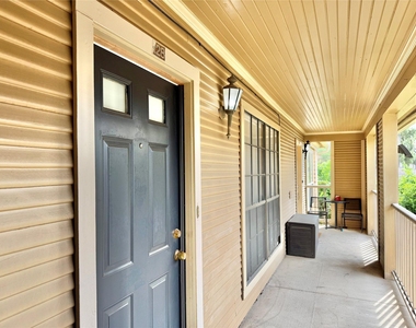 1311 Antoine Drive - Photo Thumbnail 2