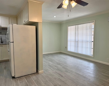 1311 Antoine Drive - Photo Thumbnail 12