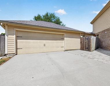 5207 Belvedere Drive - Photo Thumbnail 2