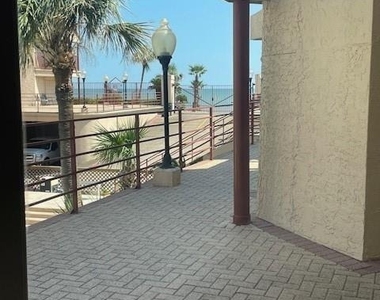 7312 Seawall Boulevard - Photo Thumbnail 1