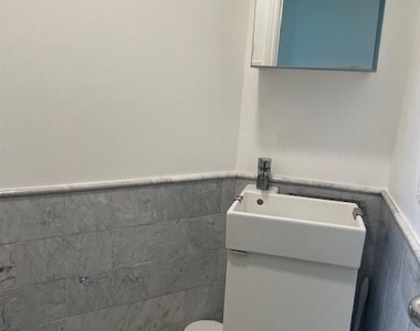 7312 Seawall Boulevard - Photo Thumbnail 12