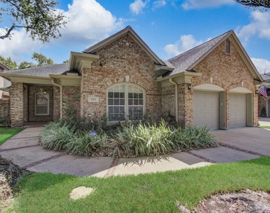 1515 Sheltons Bend Court - Photo Thumbnail 4