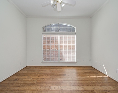 1515 Sheltons Bend Court - Photo Thumbnail 10
