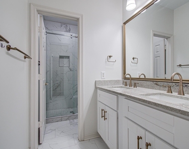 1515 Sheltons Bend Court - Photo Thumbnail 12