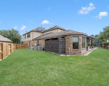 15203 Sienna Glen Court - Photo Thumbnail 26
