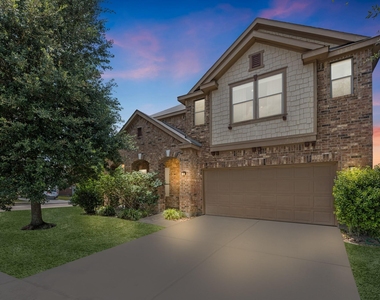 15203 Sienna Glen Court - Photo Thumbnail 2