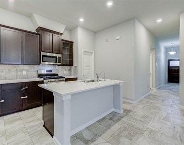 239 Murrieta Lane - Photo Thumbnail 14