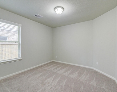 239 Murrieta Lane - Photo Thumbnail 7