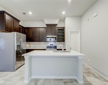 239 Murrieta Lane - Photo Thumbnail 13