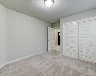 239 Murrieta Lane - Photo Thumbnail 8