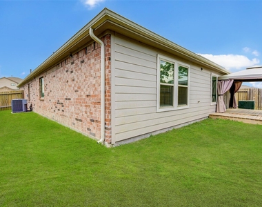 239 Murrieta Lane - Photo Thumbnail 26