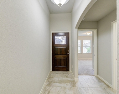 239 Murrieta Lane - Photo Thumbnail 3