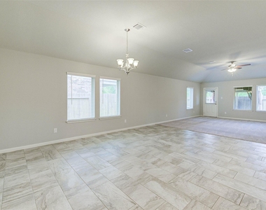 239 Murrieta Lane - Photo Thumbnail 10
