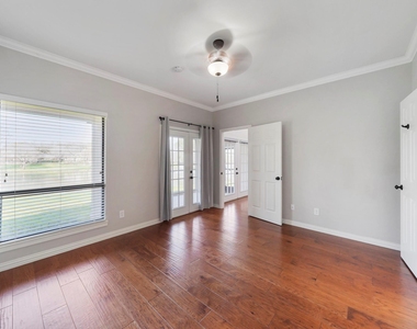 4144 Greystone Way - Photo Thumbnail 7