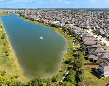 5023 Eliot Place - Photo Thumbnail 40
