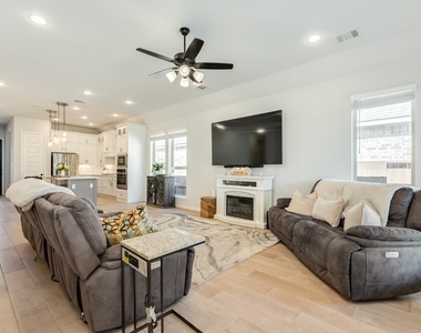 5023 Eliot Place - Photo Thumbnail 12
