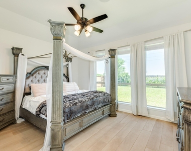 5023 Eliot Place - Photo Thumbnail 13