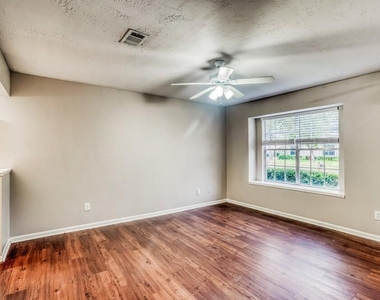 2707 Skelton Drive - Photo Thumbnail 8