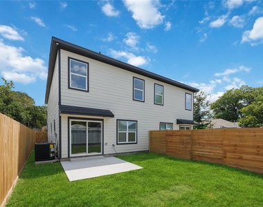 1836 Ferguson Way Street - Photo Thumbnail 12