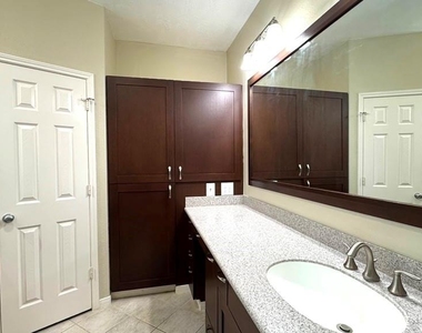 8923 Willow Wind Lane - Photo Thumbnail 29