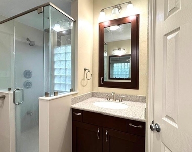 8923 Willow Wind Lane - Photo Thumbnail 31