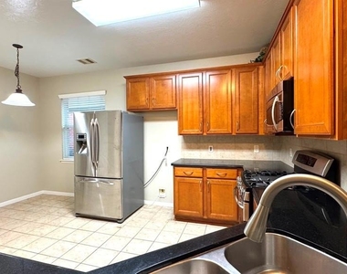 8923 Willow Wind Lane - Photo Thumbnail 19