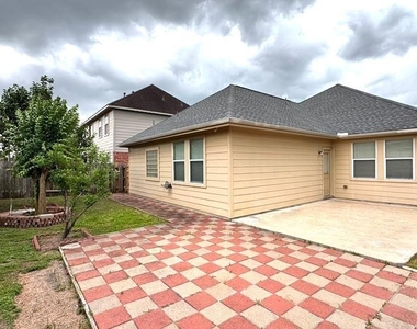 8923 Willow Wind Lane - Photo Thumbnail 42