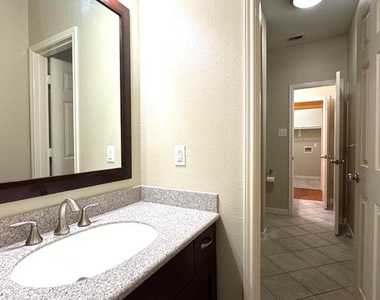 8923 Willow Wind Lane - Photo Thumbnail 41