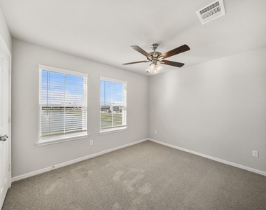 13434 Lucky Bill Lane - Photo Thumbnail 8