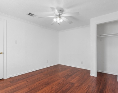 2701 Almendares Avenue - Photo Thumbnail 14