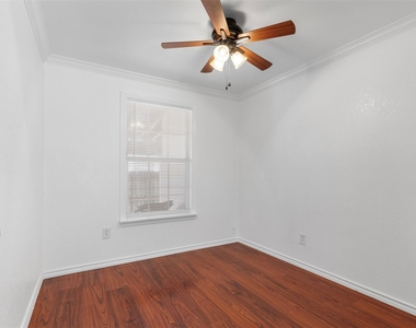 2701 Almendares Avenue - Photo Thumbnail 12