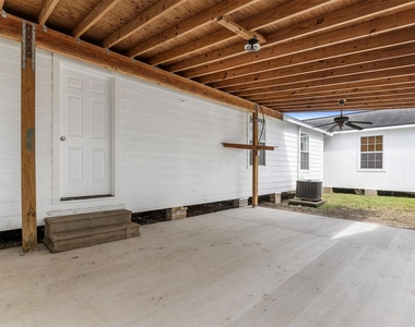 2701 Almendares Avenue - Photo Thumbnail 17