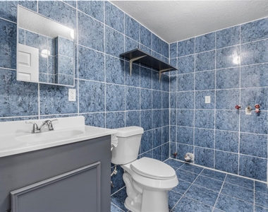 2701 Almendares Avenue - Photo Thumbnail 11