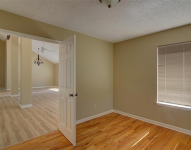 1707 Windy Meadow Drive - Photo Thumbnail 1