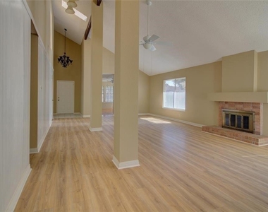 1707 Windy Meadow Drive - Photo Thumbnail 5