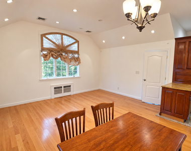 147 Place - Photo Thumbnail 1
