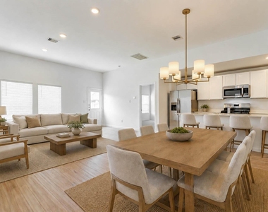 27030 Breakaway Lane - Photo Thumbnail 5