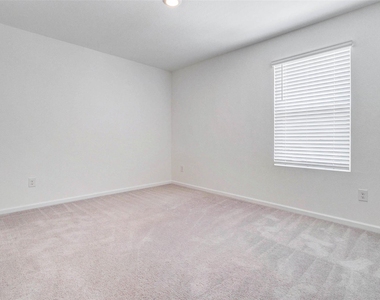 27030 Breakaway Lane - Photo Thumbnail 29