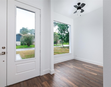 1049 Broadmoor Drive - Photo Thumbnail 1