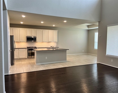 23527 Prato Gardens Lane - Photo Thumbnail 2