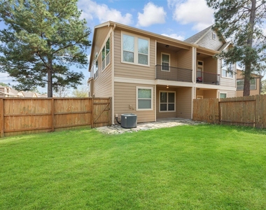 202 Cheswood Forest Place - Photo Thumbnail 32
