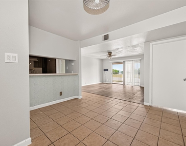 206 Plaza Verde Drive - Photo Thumbnail 26