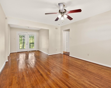 7013 Saint Augustine Street - Photo Thumbnail 6