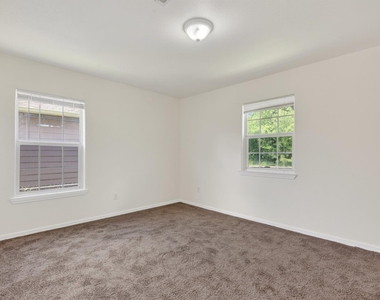 7013 Saint Augustine Street - Photo Thumbnail 18