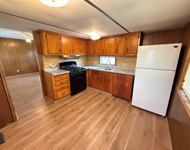 4514 W Cedar Bayou Lynchburg Road - Photo Thumbnail 8