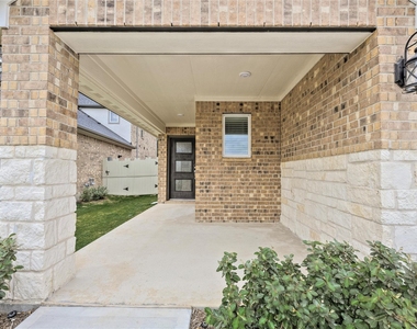 17502 Rosette Grass Drive - Photo Thumbnail 2