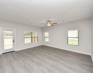 7711 Longmire Road - Photo Thumbnail 13