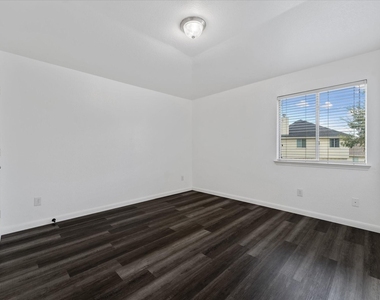21335 Bella Dulce Court - Photo Thumbnail 22