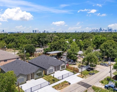 6624 Saint Augustine Street - Photo Thumbnail 1